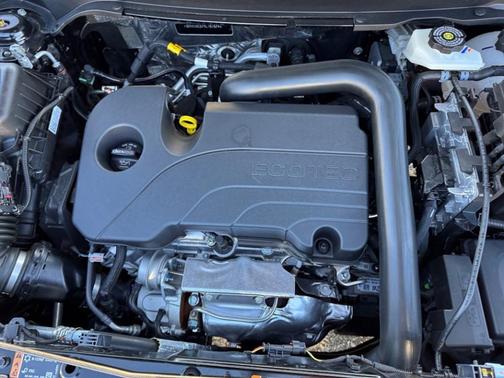 Mosaic Black Metallic 2024 Chevrolet Equinox RS