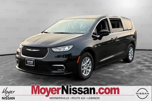 2023 Chrysler Pacifica Touring-L