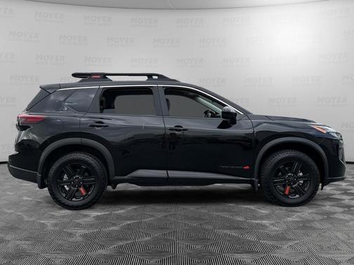 2025 Nissan Rogue Rock Creek