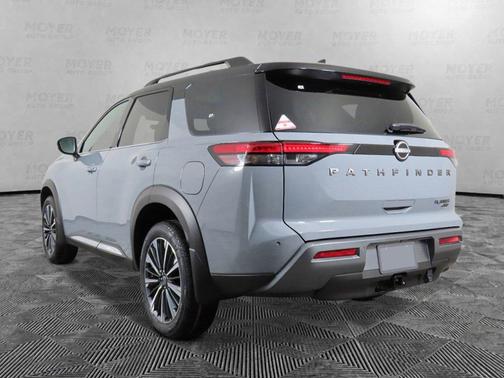 Boulder Gray Metallic 2026 Nissan Pathfinder Platinum