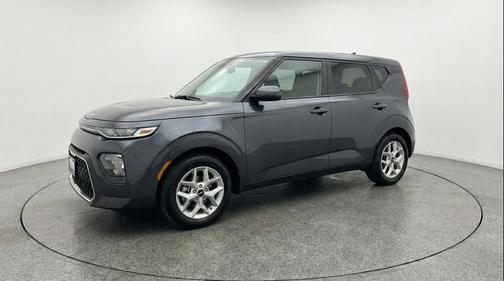 Gravity Gray 2025 Kia Soul LX