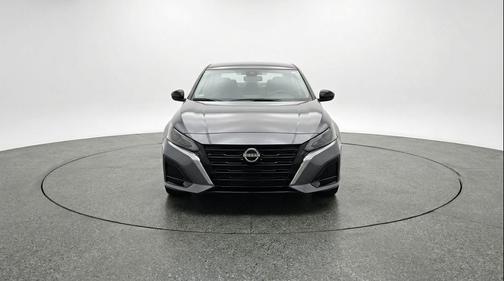 Gun Metallic 2025 Nissan Altima SV FWD