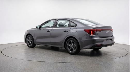 Interstellar Gray 2025 Kia K4 LXS