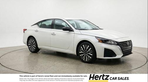 Glacier White 2025 Nissan Altima SV FWD