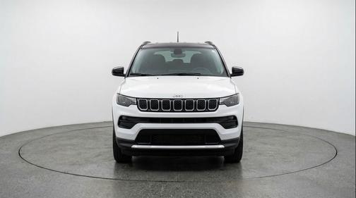Bright White Clearcoat 2025 Jeep Compass Limited