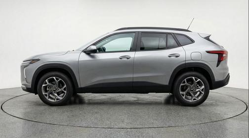 Sterling Gray Metallic 2025 Chevrolet Trax LT