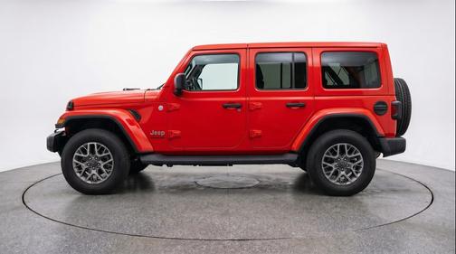 Firecracker Red Clearcoat 2025 Jeep Wrangler 4-Door Sahara 4x4