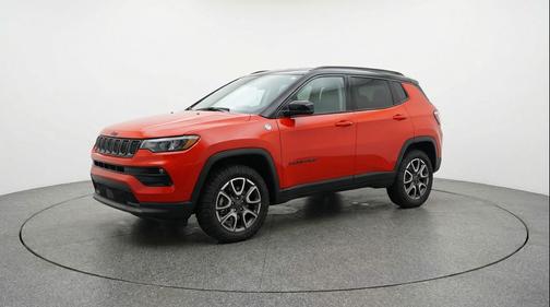 Red Hot Pearlcoat 2025 Jeep Compass Trailhawk