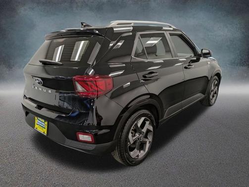 2021 Hyundai VENUE SEL