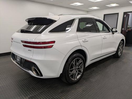 2023 Genesis GV70 2.5T