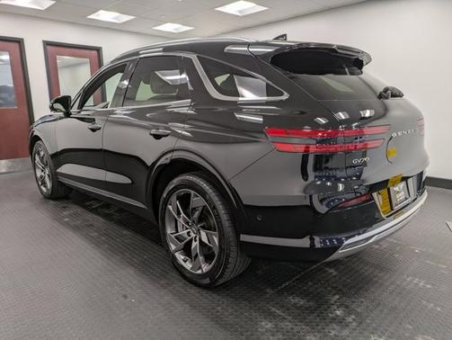 2023 Genesis Electrified GV70 Advanced