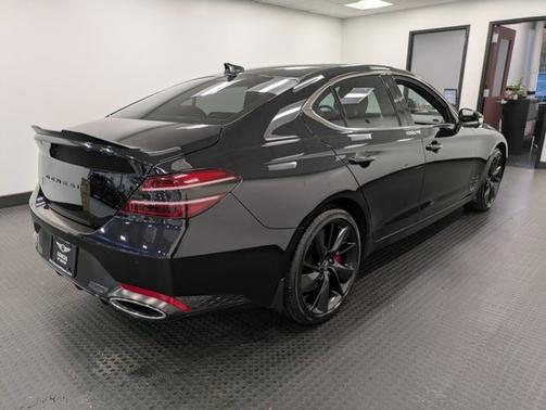 2023 Genesis G70 3.3T
