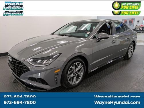 2022 Hyundai SONATA SEL