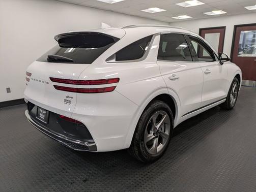 2026 Genesis GV70 2.5T Select