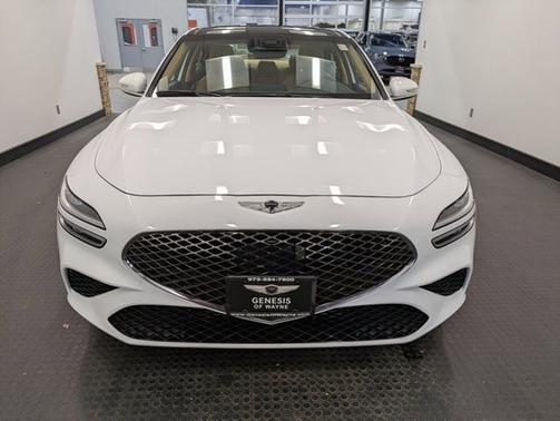 2022 Genesis G70 2.0T