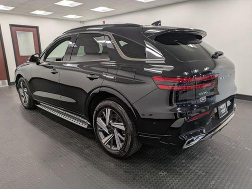 2026 Genesis GV70 3.5T Sport Advanced