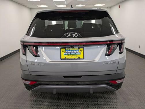 Shimmering Silver 2024 Hyundai TUCSON Hybrid Limited
