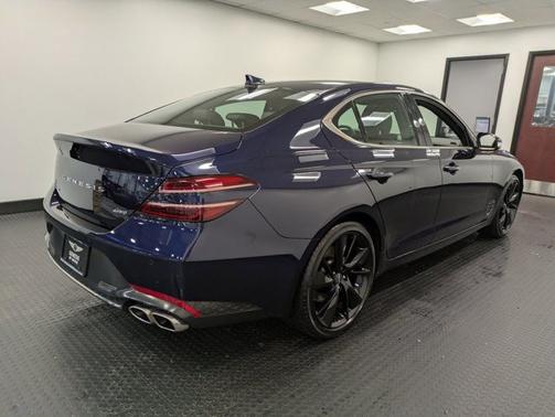 2023 Genesis G70 2.0T