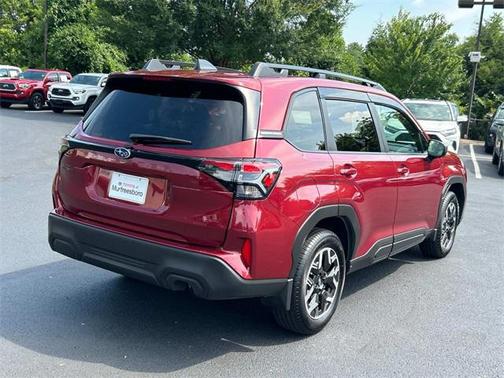 2025 Subaru Forester Premium