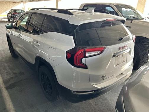 2022 GMC Terrain AWD AT4