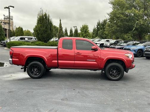 2022 Toyota Tacoma SR5