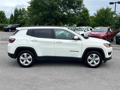 2017 Jeep New Compass Latitude
