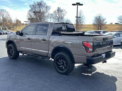 2020 Nissan Titan PRO-4X