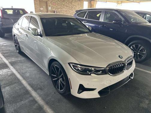 Alpine White 2022 BMW 330 330i