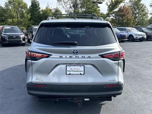 2022 Toyota Sienna XLE 8 Passenger