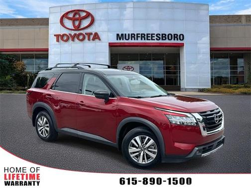 2022 Nissan Pathfinder SL 4WD
