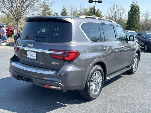 2024 INFINITI QX80 Luxe