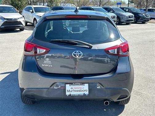 2020 Toyota Yaris Sedan LE