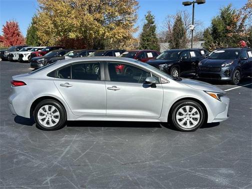 2024 Toyota Corolla Hybrid LE