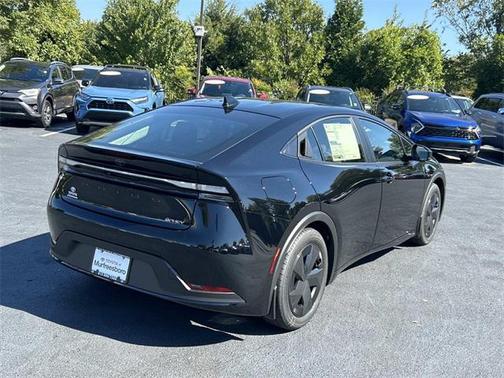 2026 Toyota Prius Plug-In Hybrid SE