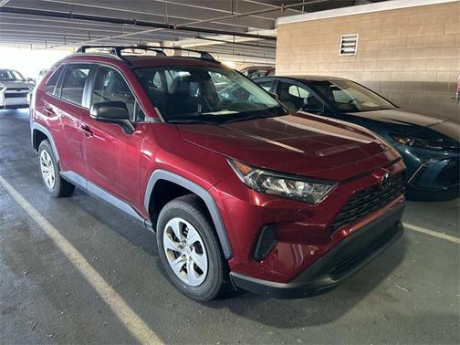 2020 Toyota RAV4 LE