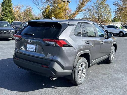 2025 Toyota RAV4 Hybrid XLE