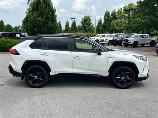 2021 Toyota RAV4 Hybrid SE
