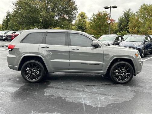 2021 Jeep Grand Cherokee Laredo