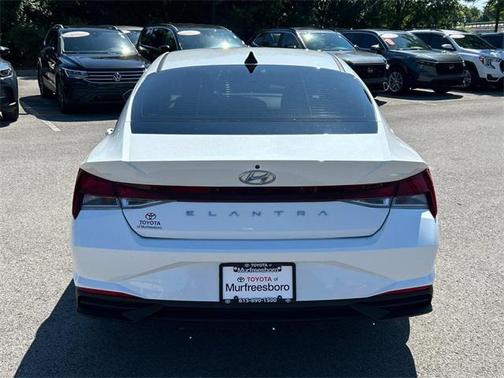 2021 Hyundai ELANTRA SEL