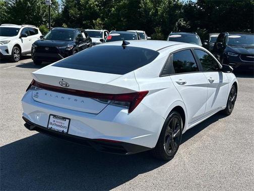 2021 Hyundai ELANTRA SEL