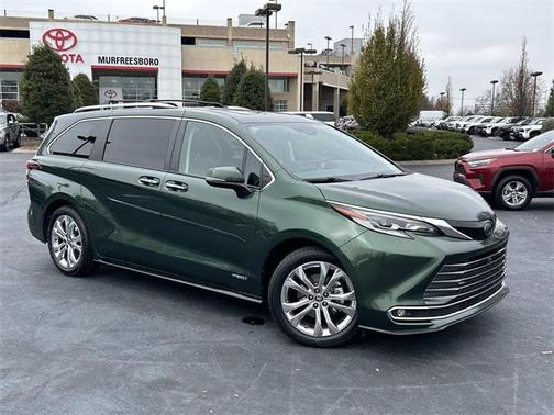 2021 Toyota Sienna Platinum 7 Passenger