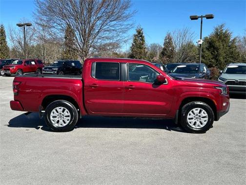 2022 Nissan Frontier SV