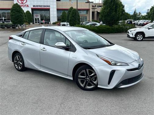 2019 Toyota Prius XLE