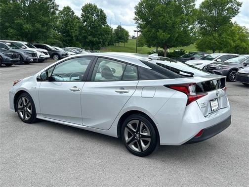 2019 Toyota Prius XLE