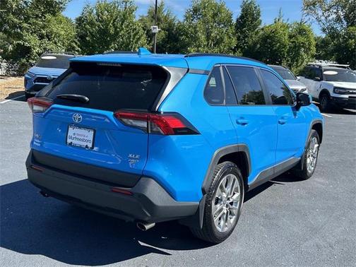 2020 Toyota RAV4 XLE Premium