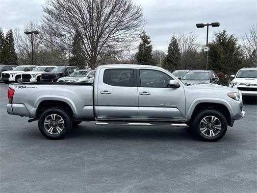 2017 Toyota Tacoma TRD Sport
