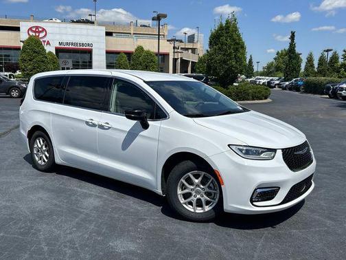 Bright White Clearcoat 2024 Chrysler Pacifica Touring L