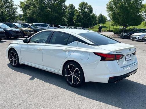 2023 Nissan Altima SR FWD