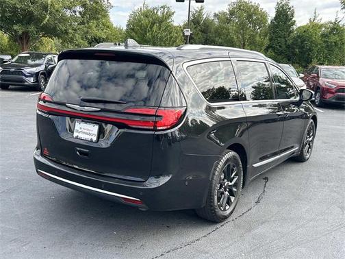 2021 Chrysler Pacifica L