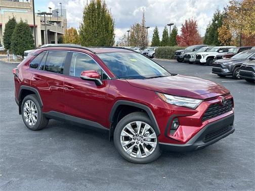 2025 Toyota RAV4 XLE Premium